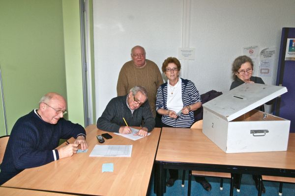 phoautre/Tirage_de_la_tombola_2012_2.jpg